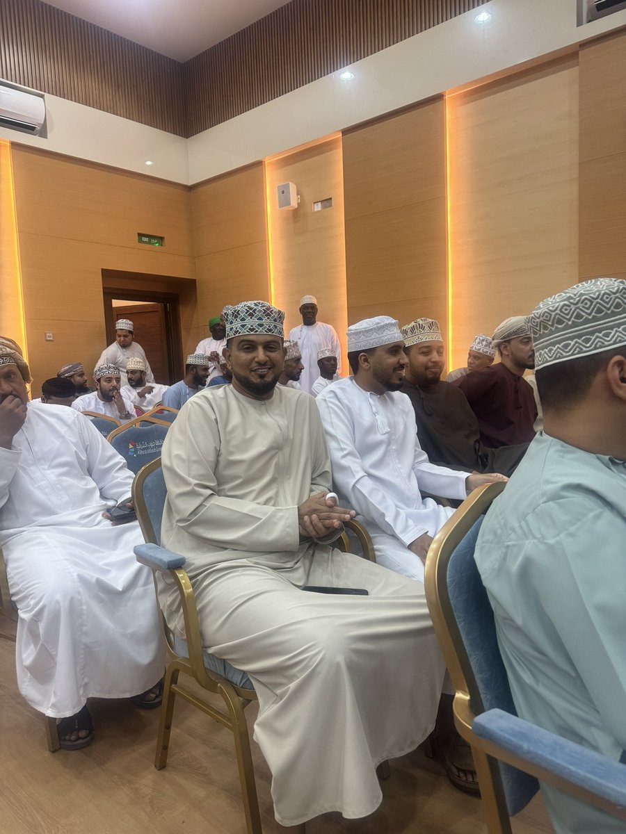 أولى الخطوات الصحيحة 
لعودة ( العروبة ) الكبير،،،
#انتخبات_نادي_العروبة