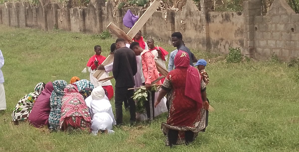 It is a GOOD FRIDAY

Jesus Christ was crucified to redeem us from sin, hell and grant us access to salvation and eternal life.
It is indeed a great moment to reflect upon and commemorate as we journey in this Christian race.