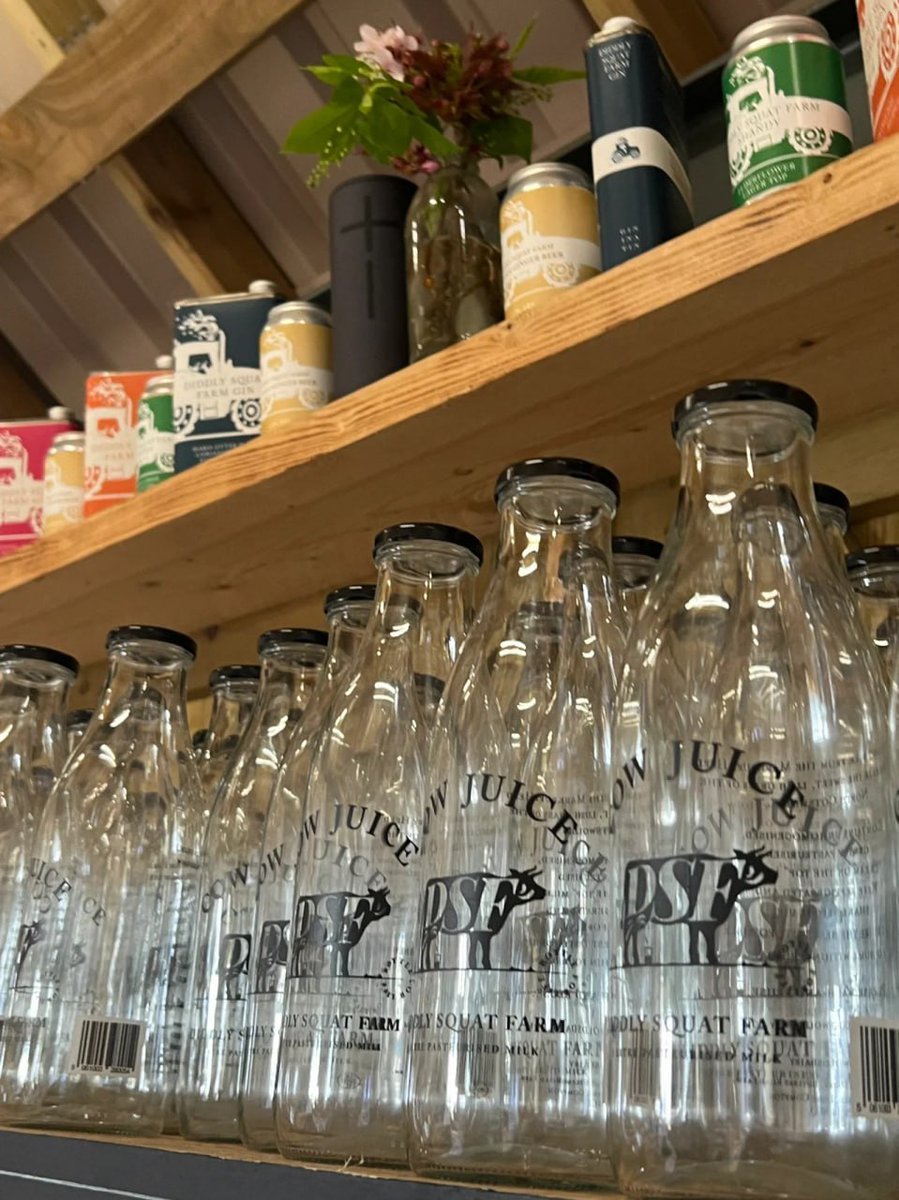 aaatt55's tweet photo. It's a shop that offers natural flavors without the use of preservatives. The owner is also very friendly🤗🍶🍯🤗 https://t.co/jwEcTq7S7q