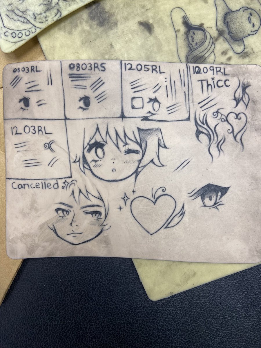 Why does my first fake skin look so BAD lmfao