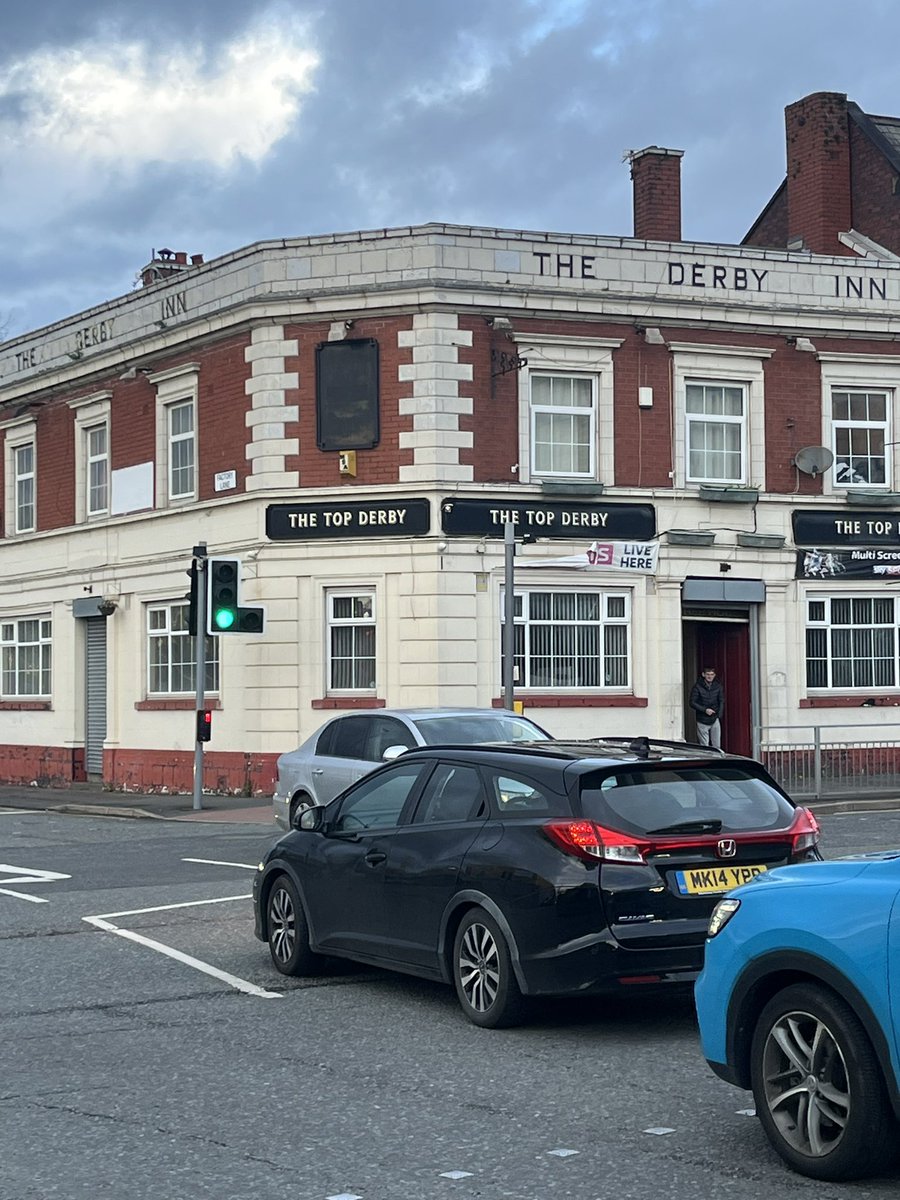 Not often I tweet. A few days off work calls for some pub gallivanting in my grandmothers old stomping ground. Harpurhey.