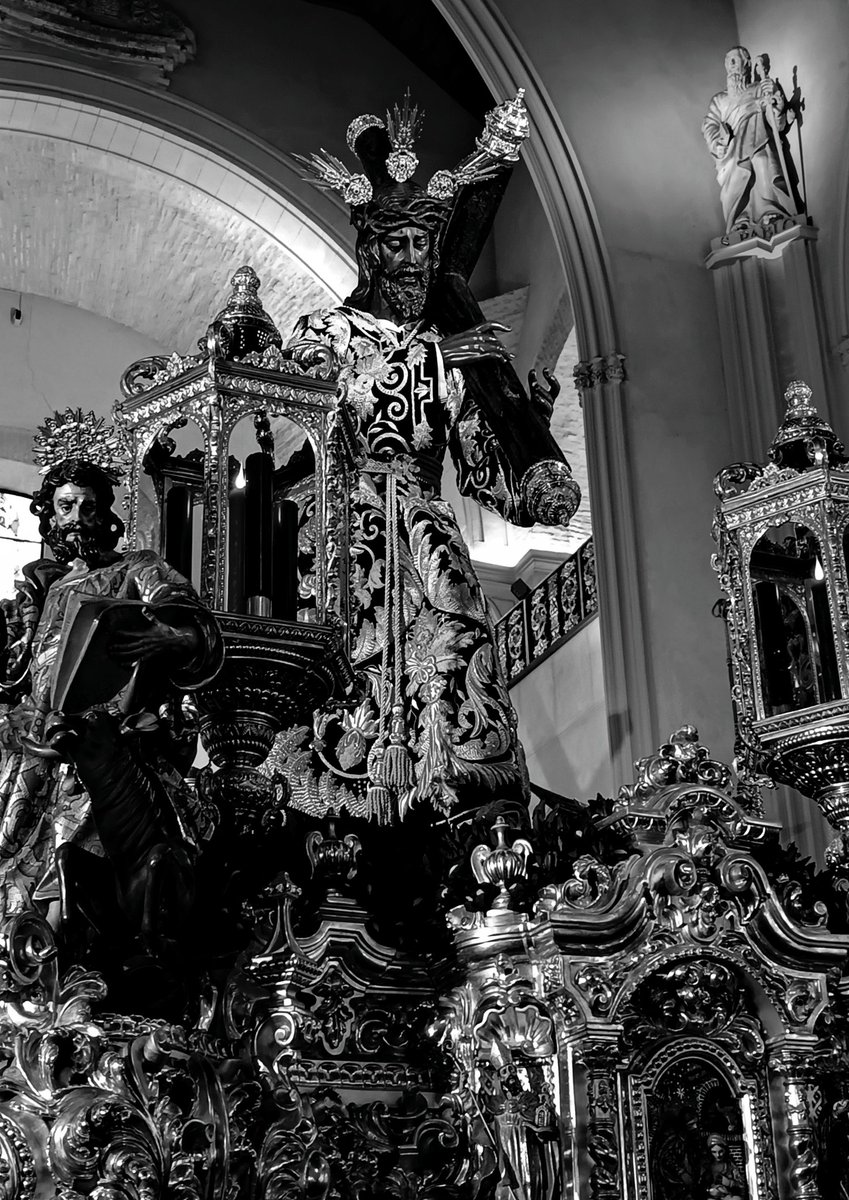 kriss8918's tweet photo. #SemanaSantaSevilla24 @Hdad_LosGitanos https://t.co/L58tmd13Wb