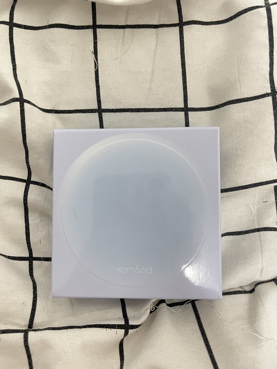09103la's tweet photo. ส่งต่อ200 ไม่รวมส่ง รีฟิวคุชชั่น romand bare water 03 ค่า ซื้อมาผิดเฉด  #เครื่องสำอาง #ส่งต่อคสอ #ส่งต่อเครื่องสำอาง #ส่งต่อคสอมือ2 https://t.co/ti8iP2ynmW