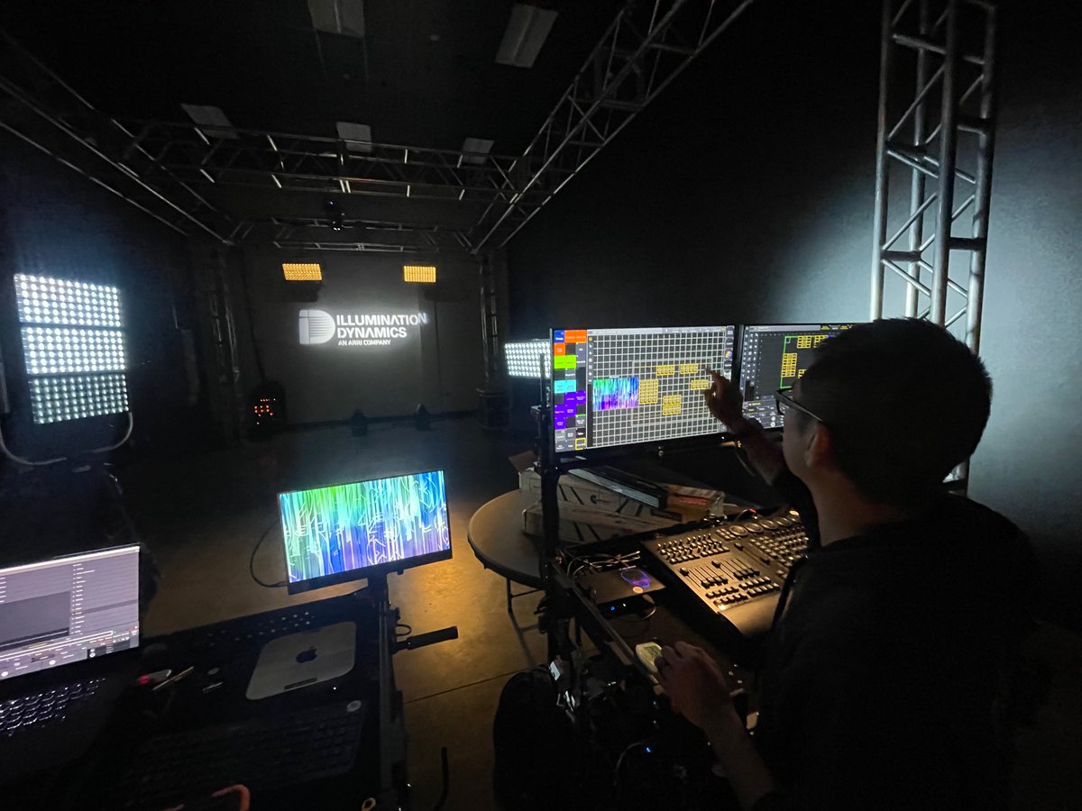 Anderson Lau and Slik Lighting at ID Santa Clarita, programing and testing out the #SkyPanelX in our demo room! Feel free to reach out and book your own demo!

CA: 704-679-9400
NC: 818-686-6400

Check out Illuminationdynamics.com for more about ID!

#lighting #skypanelx #arri