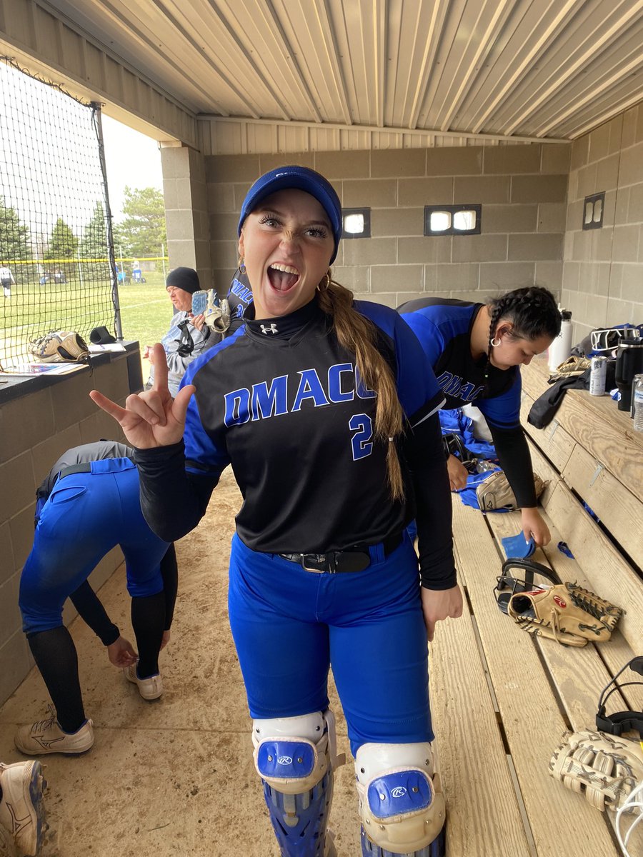 DMACCsoftball's tweet photo. ‼️CEARA SWANSON HOMERUN‼️ https://t.co/zSQcJxfzbn