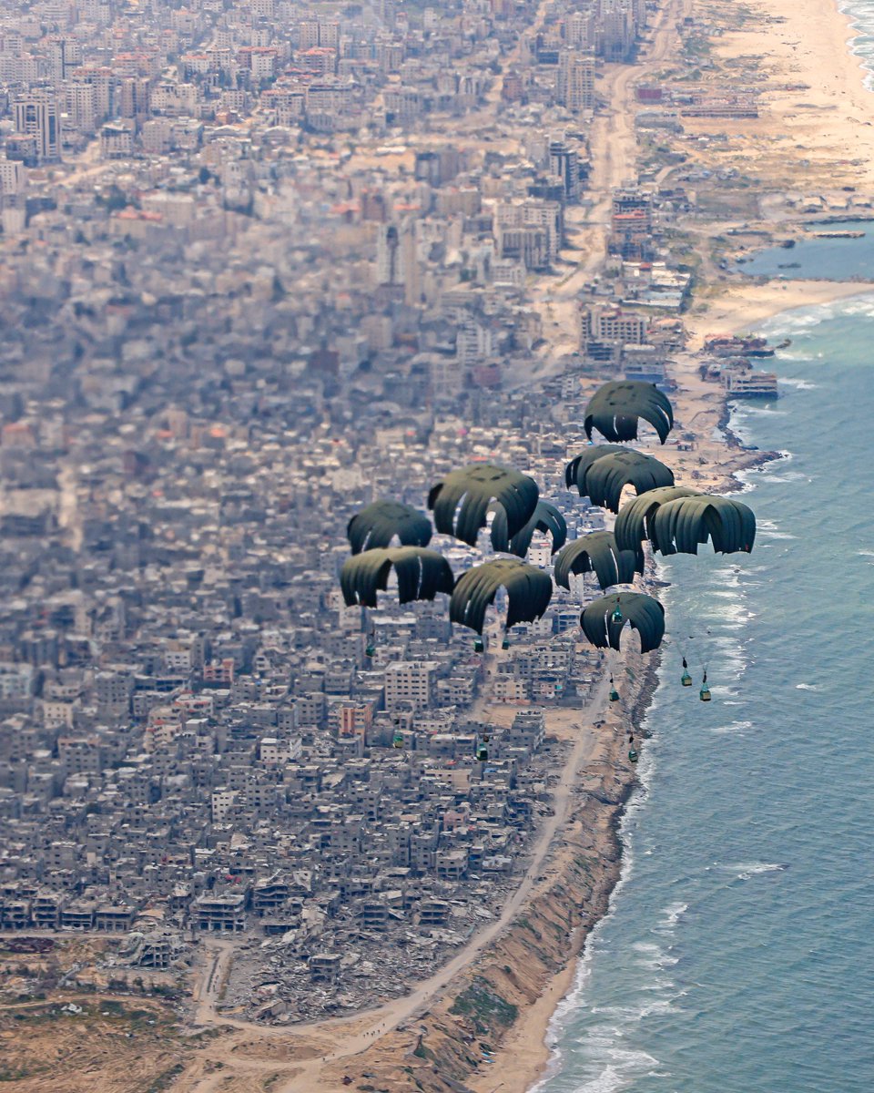 The @RoyalAirForce has today successfully completed its second air drop of essential aid to Gaza. Thanks to everyone involved for making sure this essential humanitarian aid gets to the people who need it most. More than 20 tonnes of aid has been dropped this week. We will…