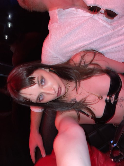 me 🤝 hottie redheads https://t.co/MvXJmKBjCG