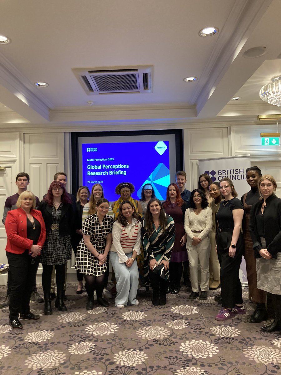 ieBritish's tweet image. This week we held a focus group for Irish young people aged 18-34 to share their thoughts on @InsightBritish ‘s #GlobalPerceptions research on young people’s perceptions of the #UK. In the afternoon, diverse stakeholders from across the UK &amp;amp; Ireland attended a research briefing.
