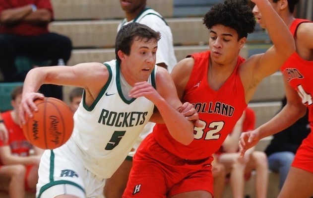 R-P's Jaxson Whitaker honored as Student-Athlete of the Year by the West Michigan Officials Association reeths-puffer.org/article/152994…