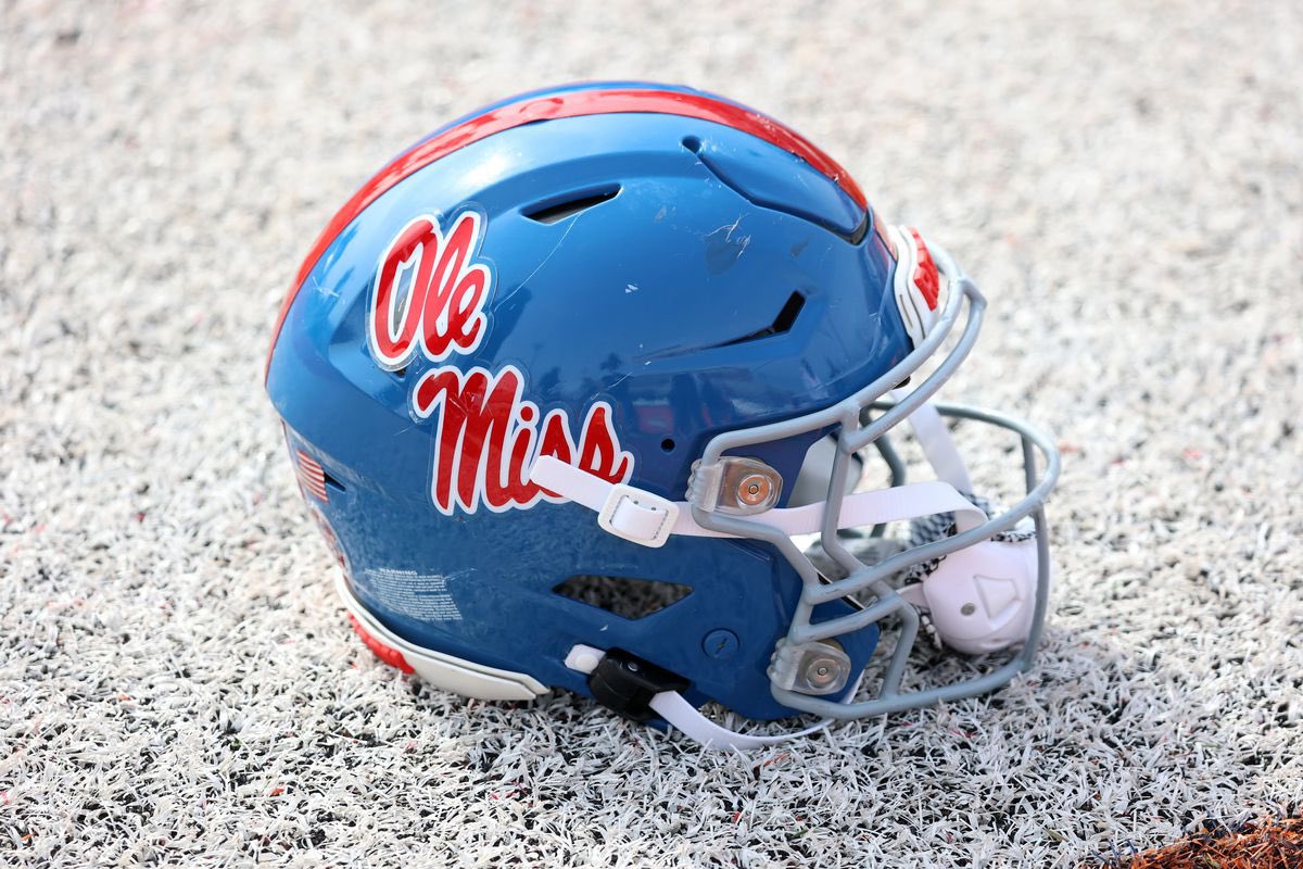 #AGTG After a great conversation with @Enrique__Davis Blessed to receive an Offer from of Ole miss / University of Mississippi #ComeToTheSip @ocrobbyjones