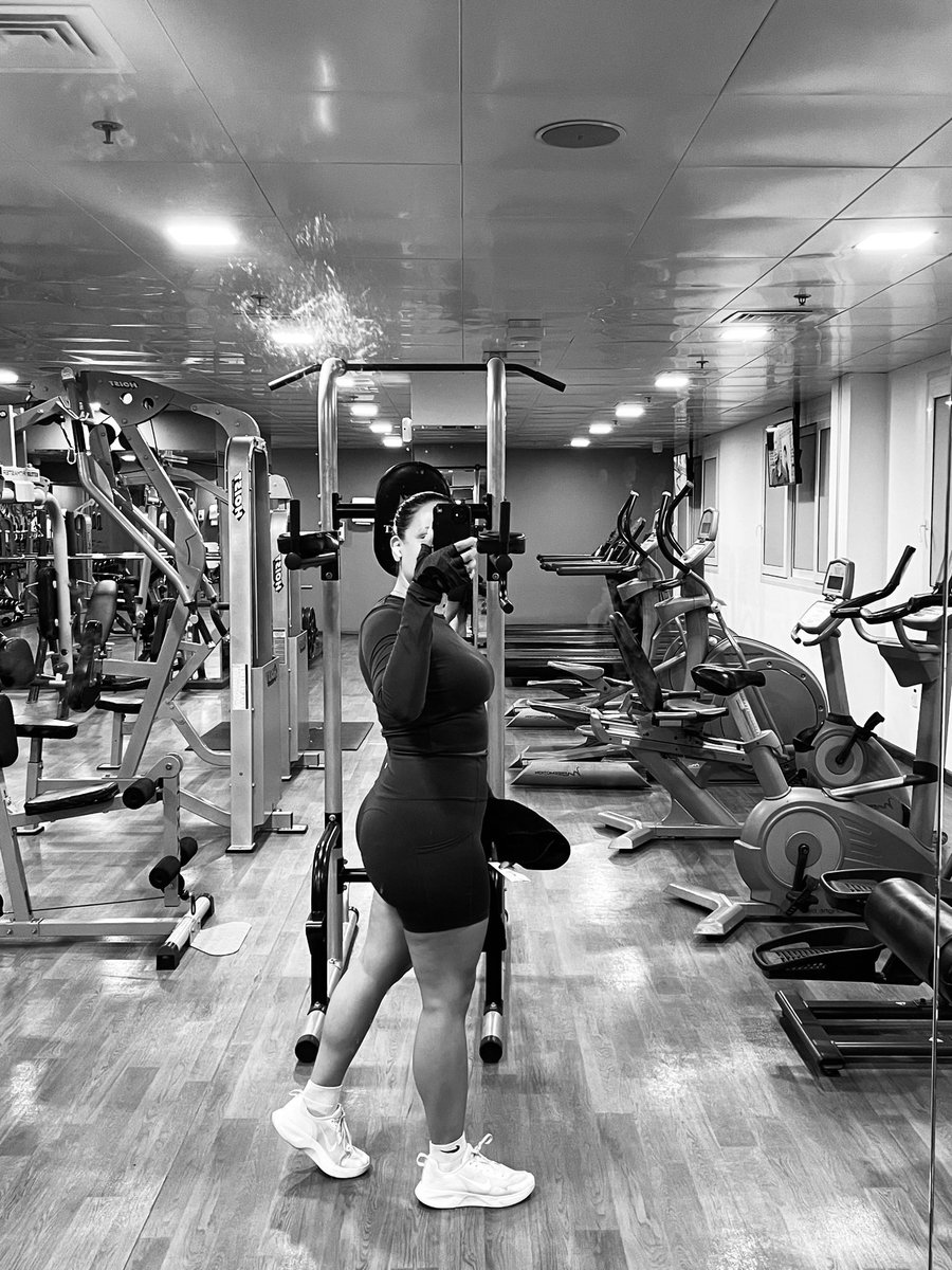 Amy Glover tweet media