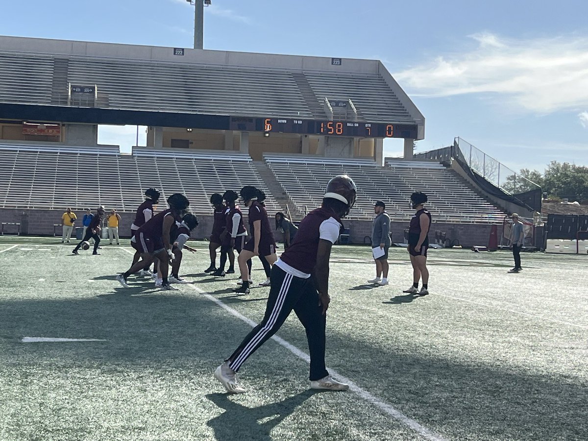 Had a great time at @TXSTATEFOOTBALL today. I really enjoyed watching @CoachShoeOL in action with the OL and getting to know @andrewcobus and the players more. #TakeBackTexas #RecruitTheShip @CoachSteamroll @Coach_Moore5 @dlemons59 @Coach_Hill2 @ProsperEaglesFB…