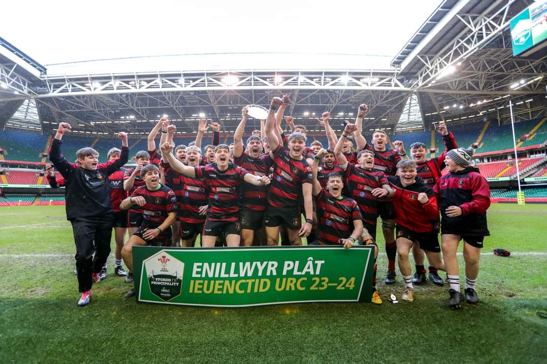 Dyffrynamanpe's tweet photo. A great day at the home of Welsh rugby for our Dyffryn Aman contingent 🏉:

Daf Wyn Jones and his @CarmAthletic youth team win the Plate; and @LlandeiloRugby youth, which included senior players Thomas, Jake, Osian, Tom Lloyd and coach Chris Rooke, win the Cup 👏

Da iawn pawb 💪 https://t.co/2Qp4yWaqYR