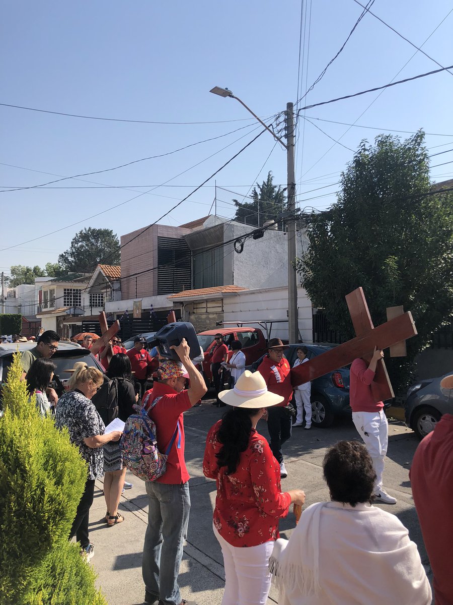 jm_aldez's tweet photo. #VoyAlLado de los Vía Crucis https://t.co/8Ni5f1GkvJ