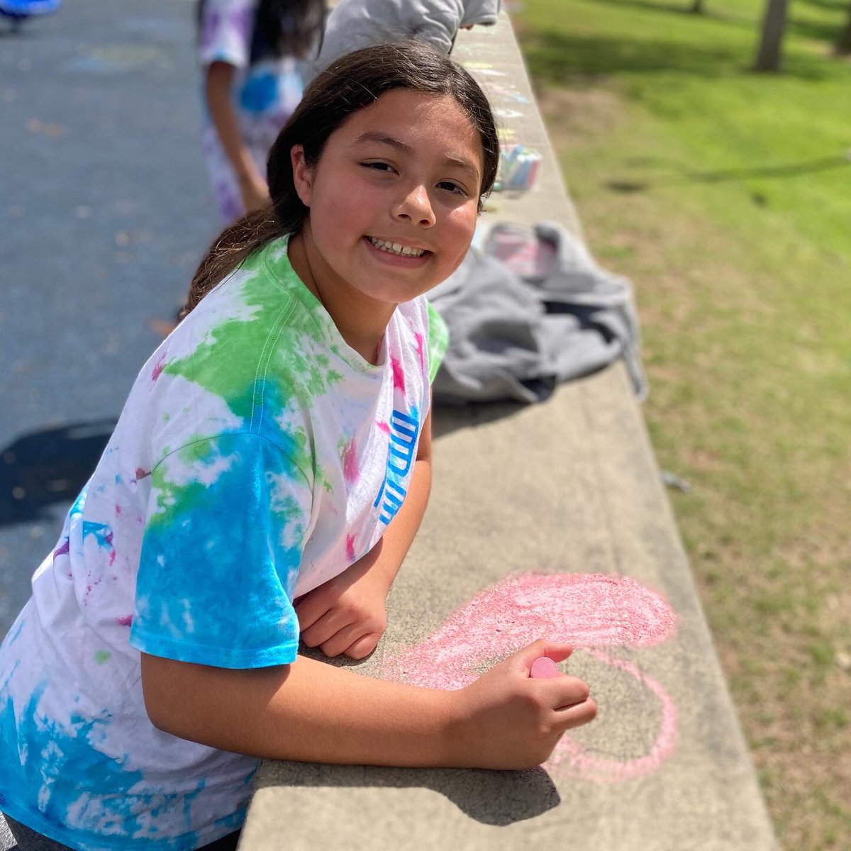 Easter EGG-Stravaganza: Hunt, hop, and play at the park! 🥚🐰🌳
#vbgc #easter #easterfun #eastertime #easterfun #egghunt #relayrace #sackrace #easterweekend #boyleheights #alhambra #alhambrapark #greatfutures #greatfuturesstarthere