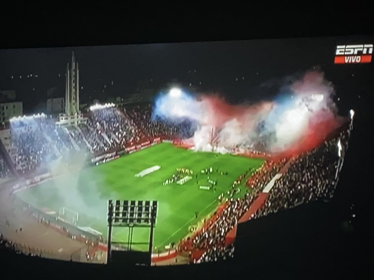 Viernes santo de fútbol en la Argentina, mientras tanto acá cada día nuestro fútbol es más mediocre y gracias a la <a href="/APFOficial/">APF</a>