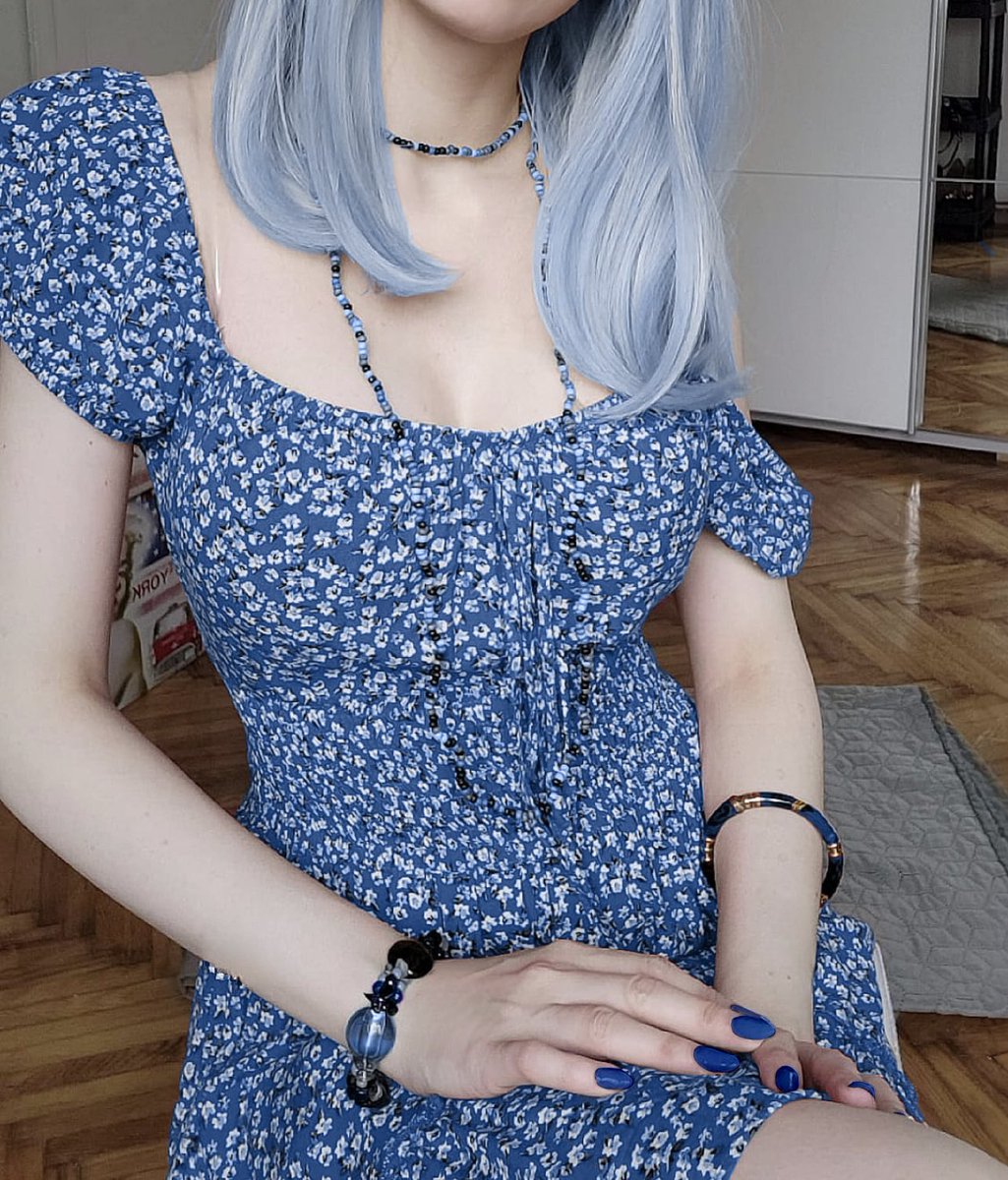 nefiichan's tweet image. im enjoying making irl content a lot.. reply with a🤍if you want to see them more often here... and check my bio for more content ☁️