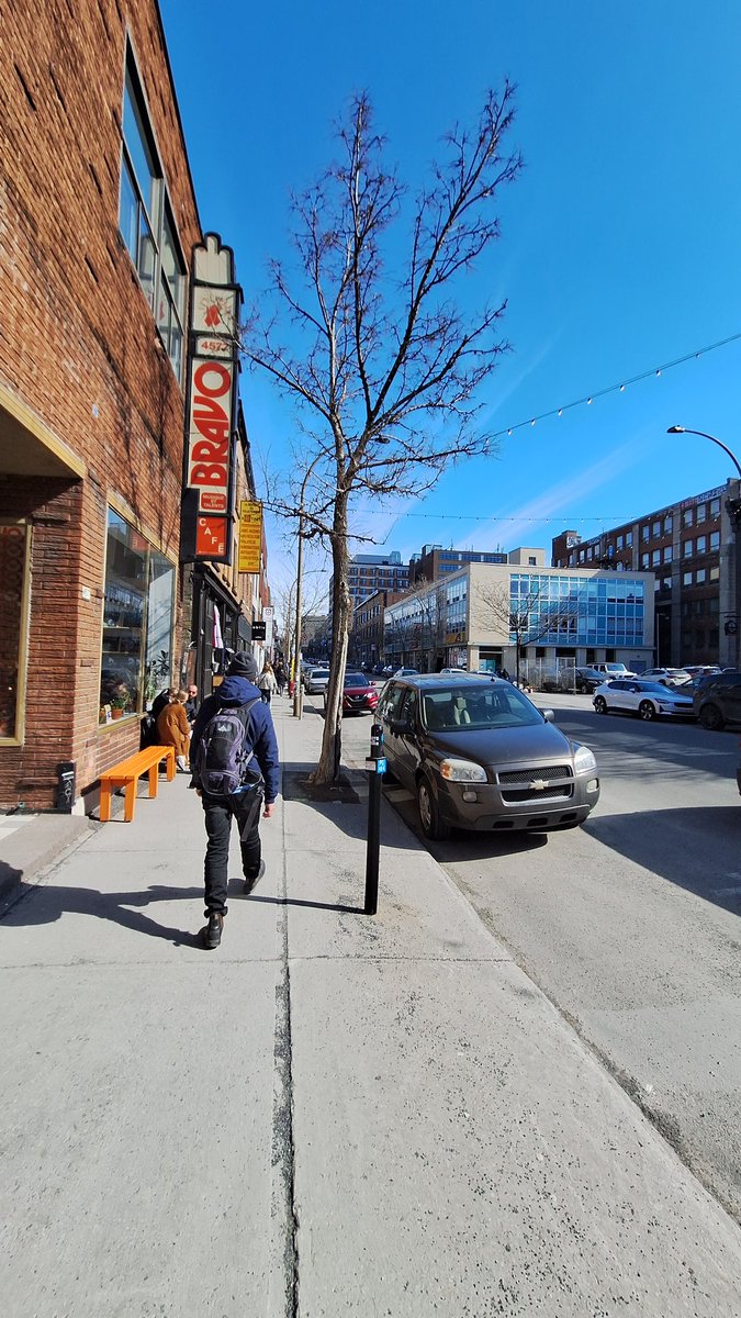 _SpaceFenix_'s tweet image. Montreal is gorgeous btw
