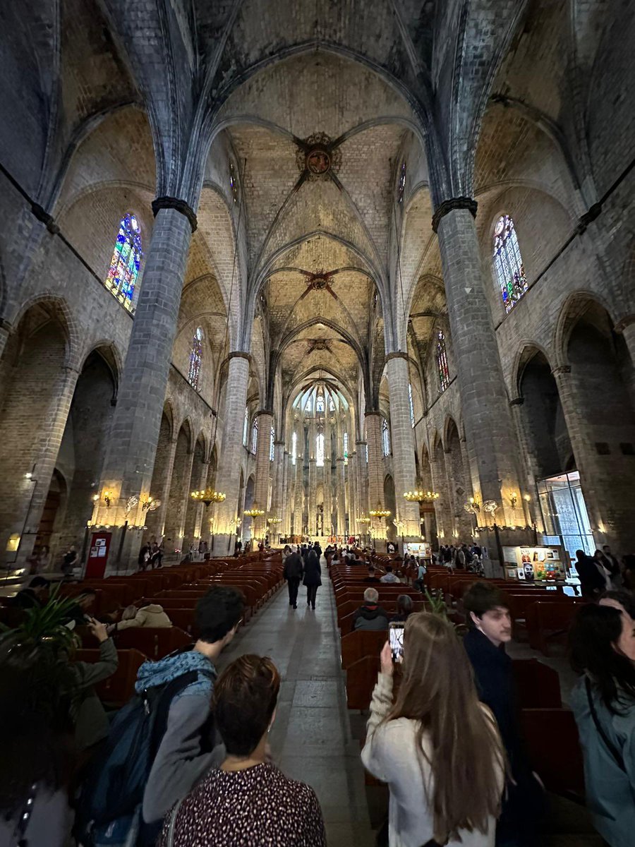 Another snapshot from Mr Warman’s walking tour visit to the basilica ⛪️