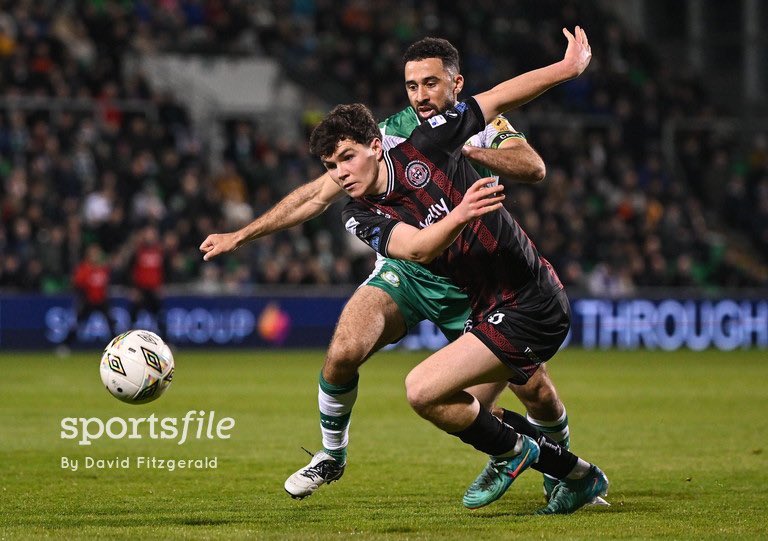 James Clarke of Bohemians in action against Roberto Lopes of Shamrock Rovers during the SSE Airtricity Men's Premier Division match at @tallaghtstadium 📸 @SportsfileDFitz sportsfile.com/more-images/77…