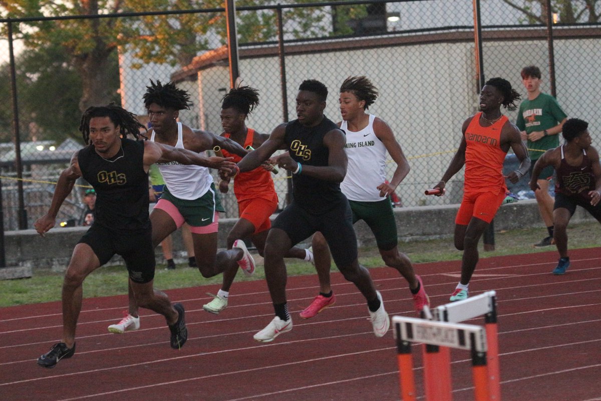 Pepsi Relays update: FIHS 4 x 100 prelims. 6th qualify finals Saturday 41.70..OHS 17th 42.76..