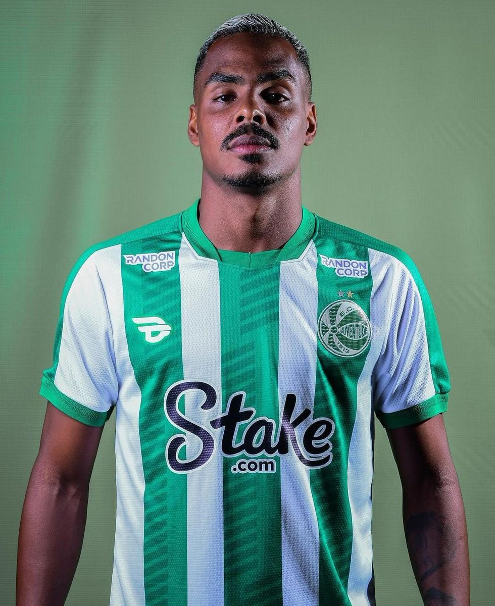 SPInformativo's tweet photo. Destaque do Juventude, o volante Caíque recebeu contatos do São Paulo 

Jogador de 28 anos tem contrato com o clube gaúcho até o final do ano e sua multa gira em torno de 12M de reais. Além do Tricolor, Corinthians, Grêmio, Vasco e Vitória também fizeram sondagem.

🗞️ @geglobo https://t.co/JVdvRsdAdt