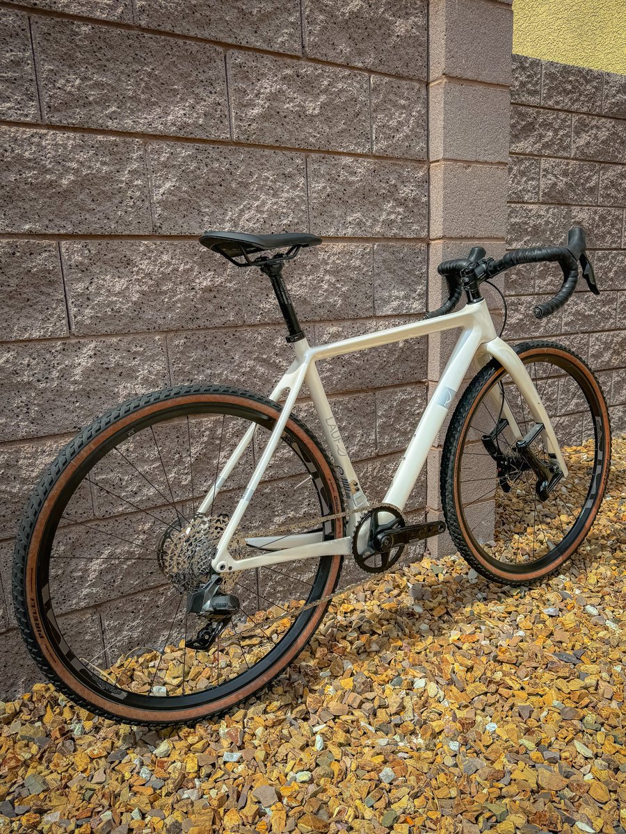 Jess and I recently got new gravel race bikes, so we're selling our trusted steeds from the last two years. Trek Checkpoint SLR 7 - Size Large Lauf True Grit - Size Small Both bikes come with power meters; slide into those DMs if you have questions.