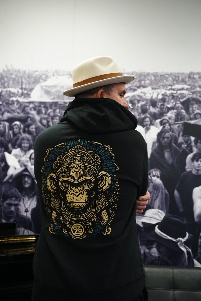 Familia, this Monday, April 1st, we'll celebrate Ozomatli's birthday in style! We've got something truly special for you: the new Ozo HOODIE, and it's going to blow your mind! 🔥 This isn't just any hoodie, it's your passport to an exclusive Ozomatli experience 😎 Stay tuned 👀