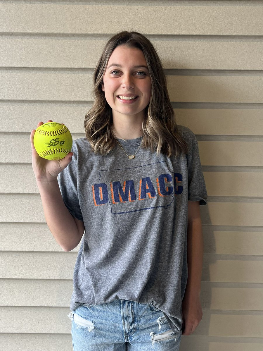 CarlyH_2025's tweet photo. I am thrilled to share that I will be continuing my education and softball career at DMACC in the fall of 2025! Thank you to God, my family, my coaches, and everyone else who has supported me through this journey. Grateful for the DMACC coaches for this opportunity! Go Bears!! https://t.co/pnZBEN4hMo