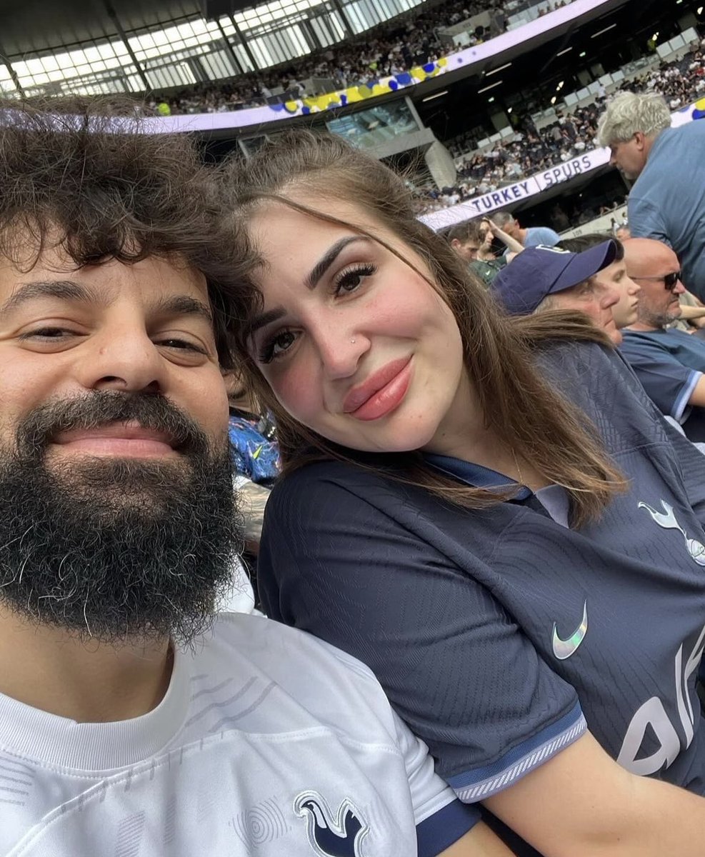 Young Tottenham supporter, Ellie sadly passed away recently. Ellie would often attend Spurs games with her fiancee Ali. Ali would like for her memory to be commemorated tomorrow with a clap on the 27th minute to commemorate the date in which Ali and Ellie got engaged 🙏🤍