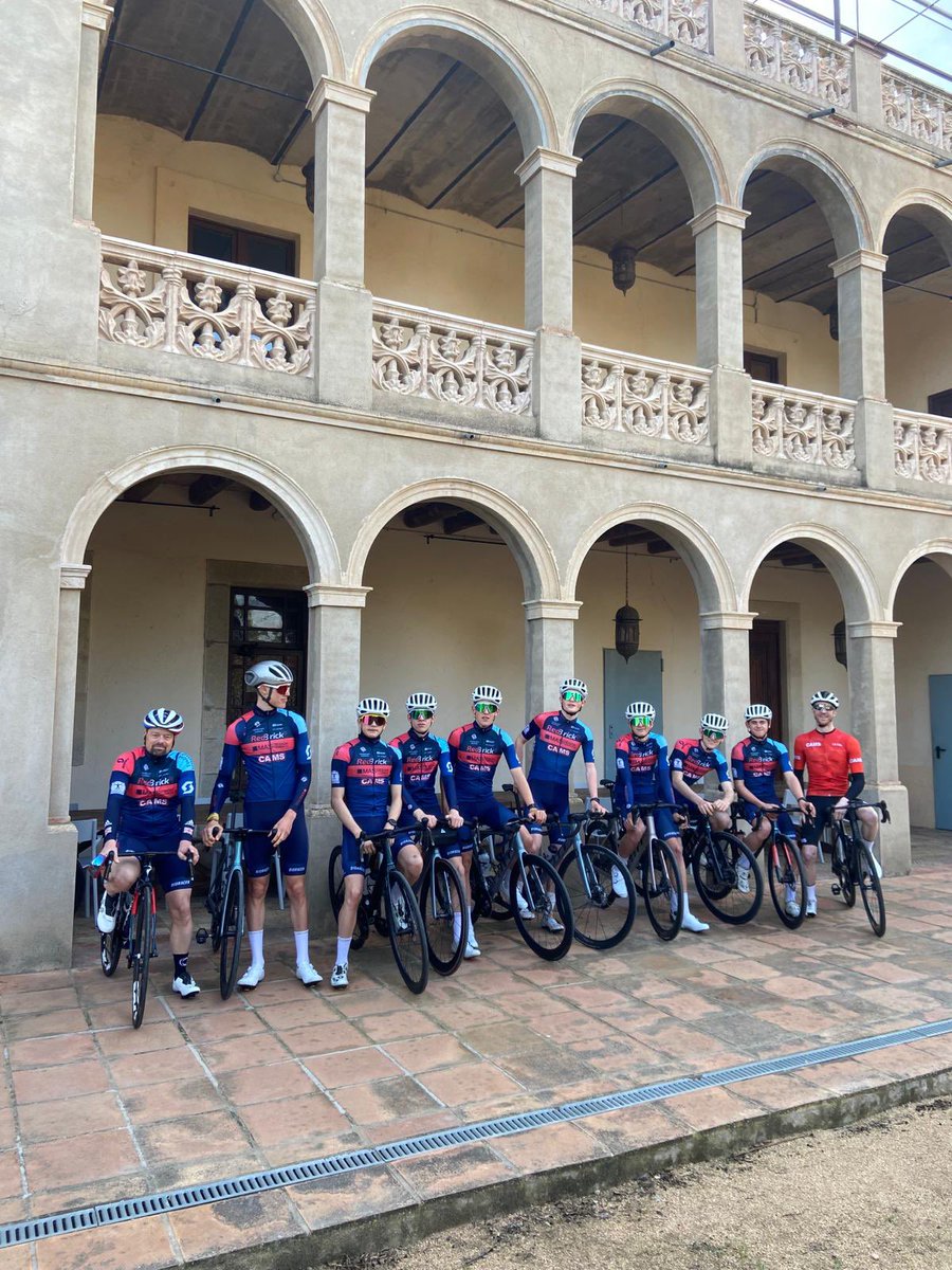 Big week of training in Girona based at palaucycling.com