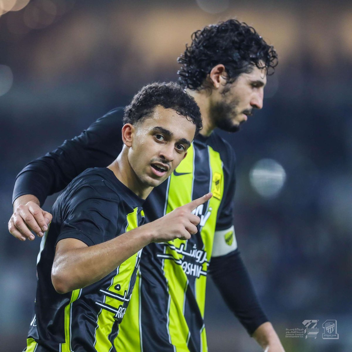 Let’s dance 🖤💛 #AA27 +3 <a href="/ittihad_en/">Al-Ittihad Club</a> 

Happy birthday my father <a href="/PLUSONERICH/">Dr. Mazen Alghamdi</a>