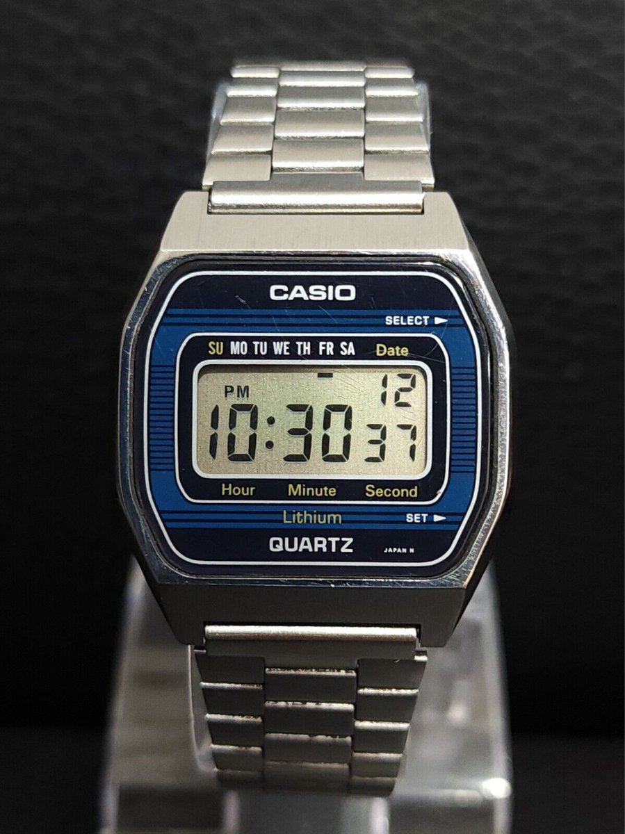 had a sudden strong urge to buy a vintage CASIO wrist watch - ebay did not disappoint - guess i'm a 'watch guy' now. ⌚️