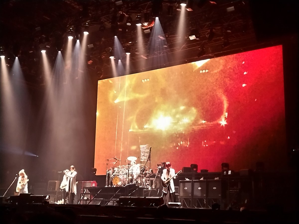 LS96SLAVE's tweet photo. LUNA SEA様【希望】GIFT3…全公演して欲しいです。メンバー1人でも構いません。全ての会場のSLAVEさんたちに夢をお願いします🙇
#LUNASEA #LUNPIC
#GIFT3 #SUGIZO #真矢
#INORAN #Ryuichi #J https://t.co/qkICZMiJZx