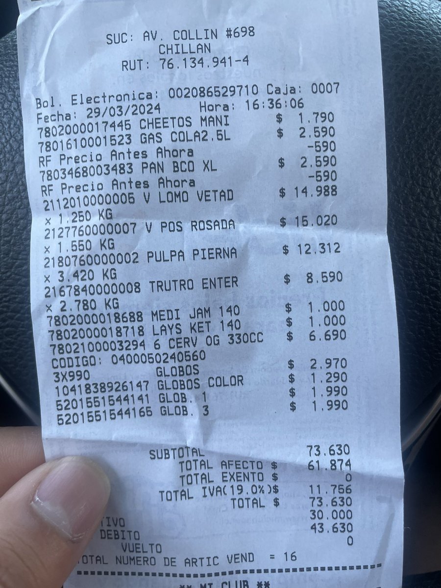 Tavoxslike's tweet photo. Como puede ser posible que vendan carne podrida en supermercado líder de Collín en Chillán. Alguna solución, respuesta a este suceso @LIDERcl @SERNAC @NUBLEONLINE_  #Liderchillan
#Sernac https://t.co/ak0rG4YJNp