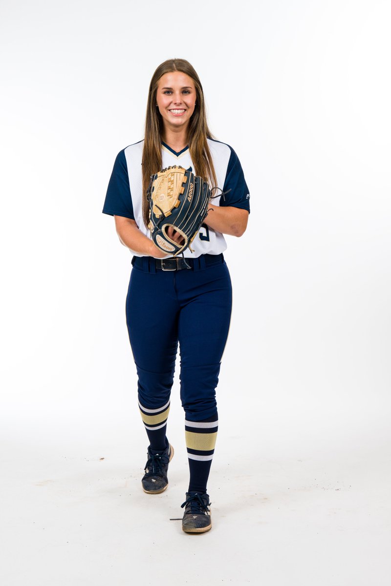 ✨Final line for <a href="/MakaylaCoffield/">Makayla Coffield</a> ✨

4.1 IP | 0 runs | 3 H | 3 K | 1 BB 

#StingEm x #BeGold
