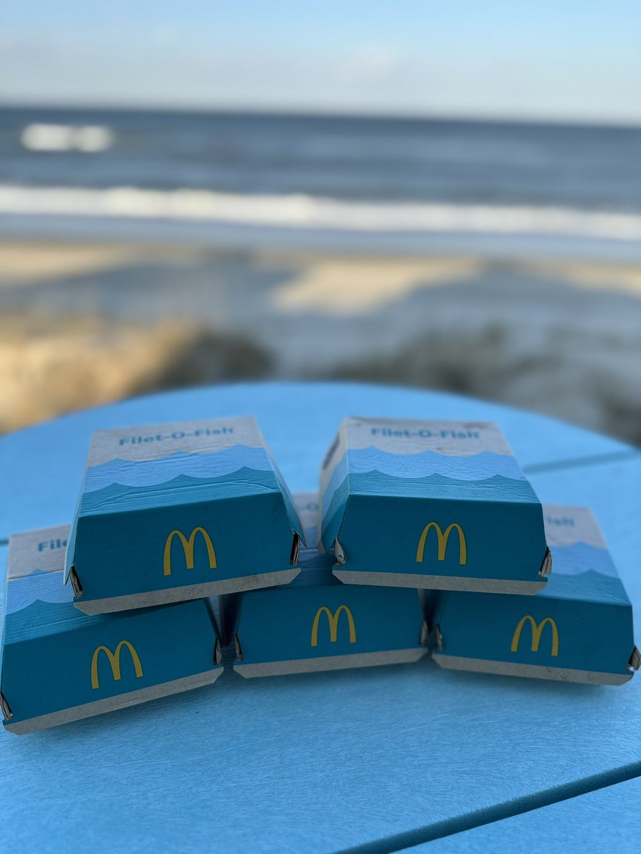 craigamorris's tweet image. Happy Good Friday! @McDonalds Filet-o-Fish are 2 for $6!! 🎣