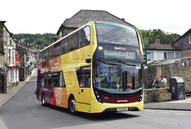 Summer Sunday and Bank Holiday buses to Pateley Bridge in lovely Nidderdale: dalesbus.org/24 from Harrogate dalesbus.org/821 from Keighley, Shipley & Otley dalesbus.org/822 from Pocklington, York & Ripon @nidderdalenl @nidderdaleuk Single fares all £2.