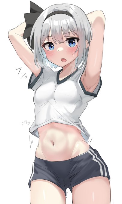 ムキムキもいいけどこれぐらいのお腹も良いね 