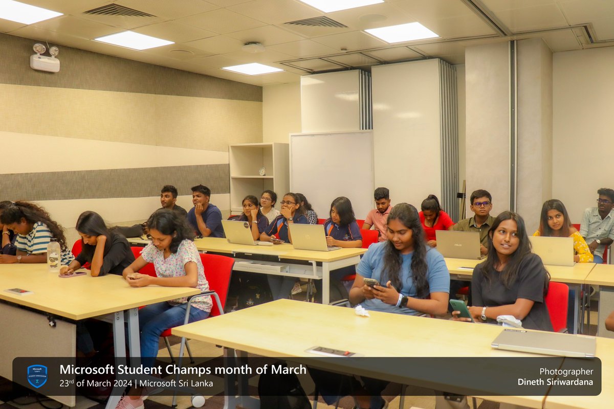 Capturing unforgettable moments with our extraordinary MS Champs - Month of March! 📸

🖼️ Complete Album: lnkd.in/gbfRvWW3

#MicrosoftLearn #MSTFStudentAmbassadors #MLSA #MLSALK #MSChamp