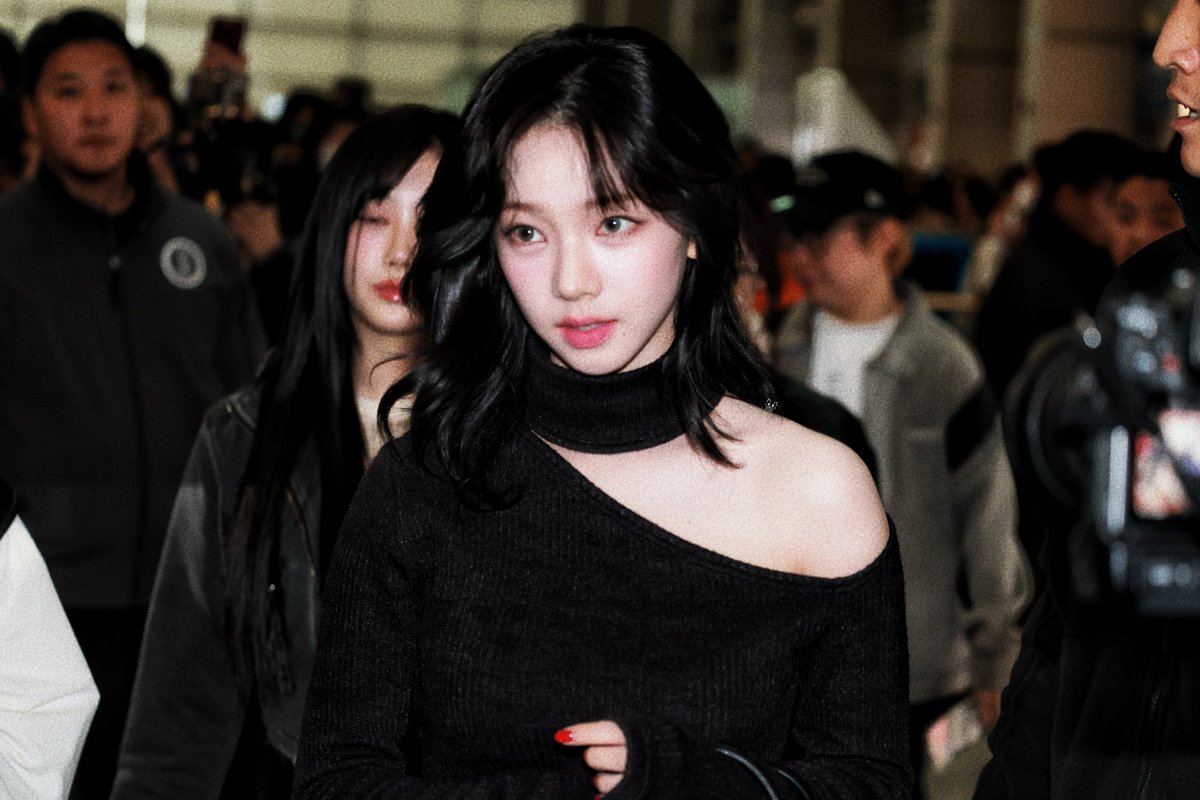 ae_min1406's tweet photo. 𝑨𝑹𝑻 𝑾𝑶𝑹𝑲 𝑵𝑨𝑴𝑬𝑫 𝑲𝑨𝑹𝑰𝑵𝑨

#에스파 #aespa #카리나 #유지민 #KARINA #エスパ #カリナ #출국 #PHOTO #ICN 240329 🐈‍⬛ https://t.co/eWPZOIIACj