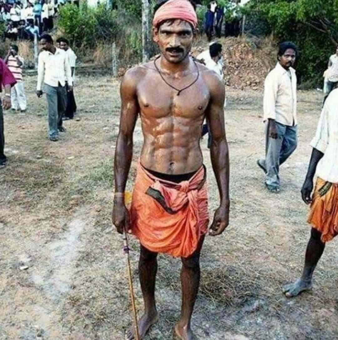 Le moot diya tere sErIoUs BaMaN GeNetics pe🗿🗿
Your serious Baman genetics are Avg Dalit laborer's genetics.🤣🤣