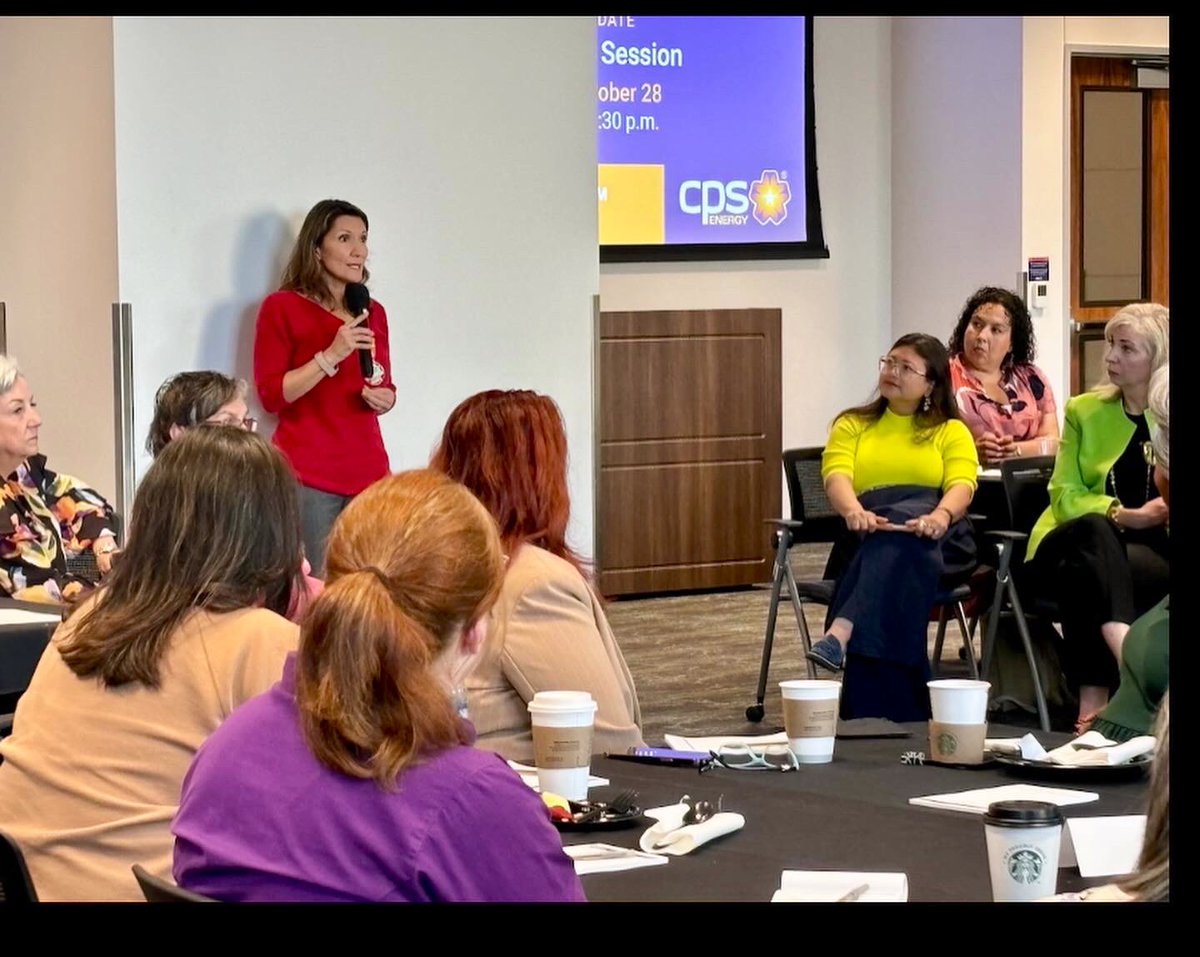melissaforsa's tweet photo. Thank you to CPS Energy Board Chairman Janie Gonzalez for convening an impressive group this morning. I am happy to have participated in helping build community engagement and dialogue with @cpsenergy.
#MelisSAinSA #AccelerateSA #womenleaders #CommunityEngagement https://t.co/ekc6IE8zSH