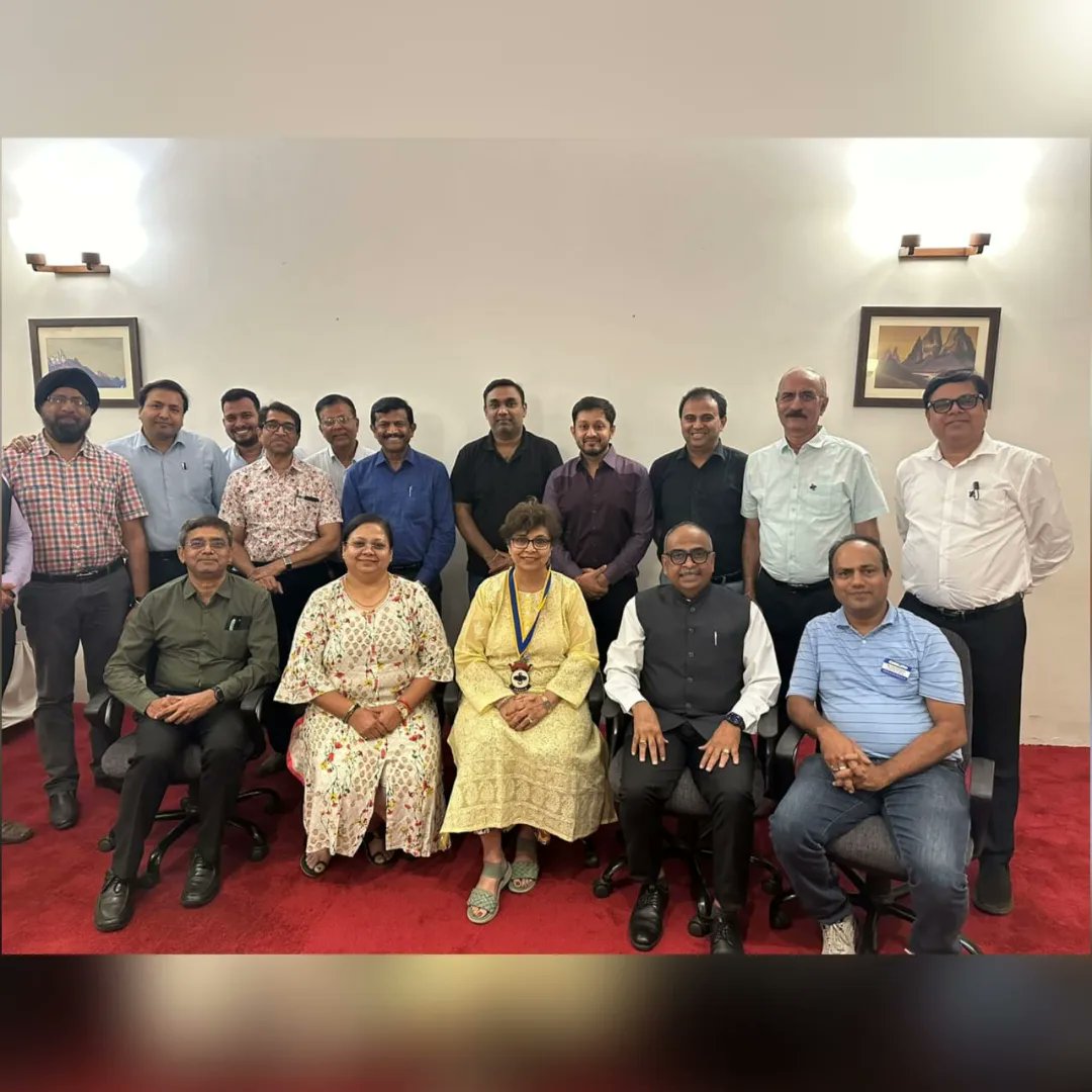 Consults4Sales's tweet image. Honored to be part of the Rotary Club&apos;s &apos;Knowledge Series&apos; event on March 27, 2024, at Chitnavis Centre. Engaged in an insightful discussion and was humbled to receive recognition for my work.

#RotaryClub #KnowledgeSeries