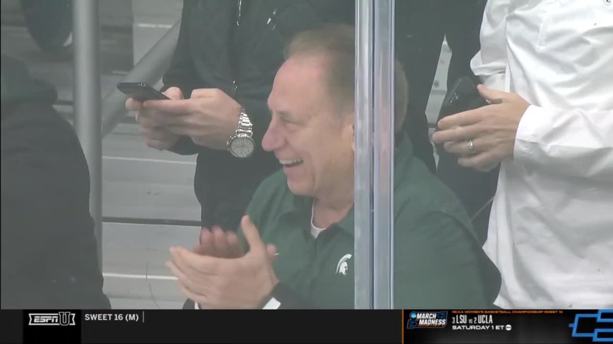 We think Tom Izzo liked that @MSU_Hockey goal. 😏