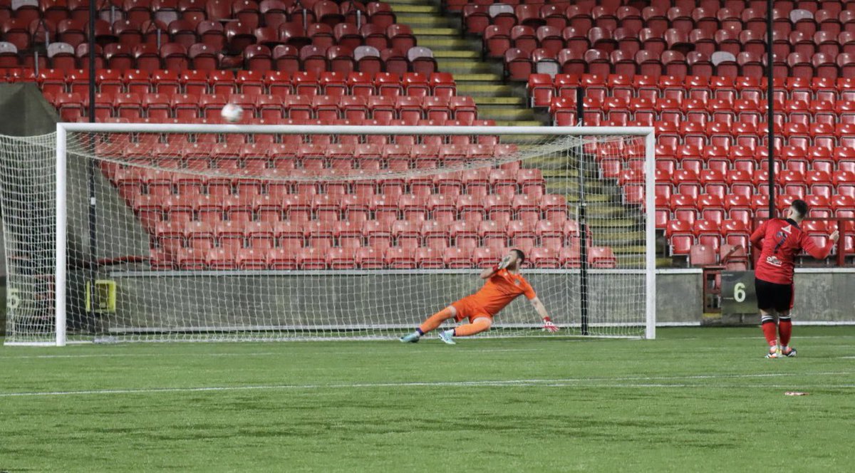 The Penalty Shoot-Out from this evening’s Alona Hotel West of Scotland Amateur Cup Semi-Final Gartcosh United 0 Drumchapel Amateurs 0 1-0 After 1 penalty each.