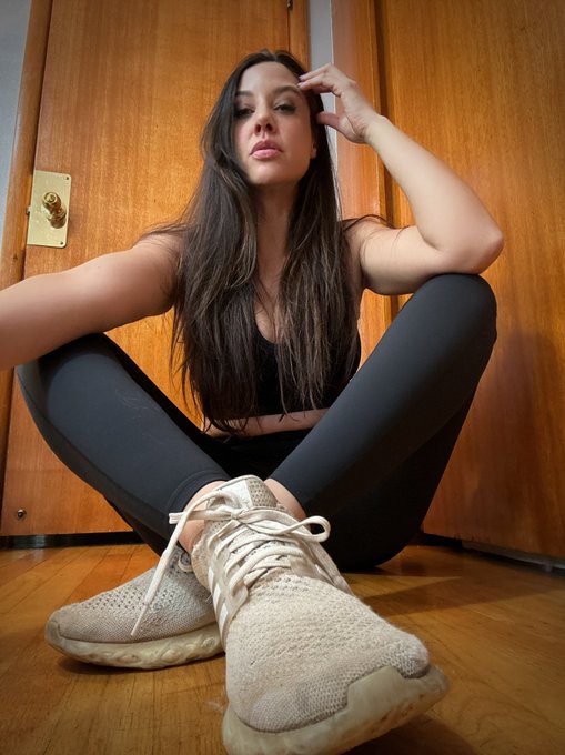 I&rsquo;m selling my very well worn gym sneakers. $400. Includes a 10min video. Email me if interested: lynchceara@gmail