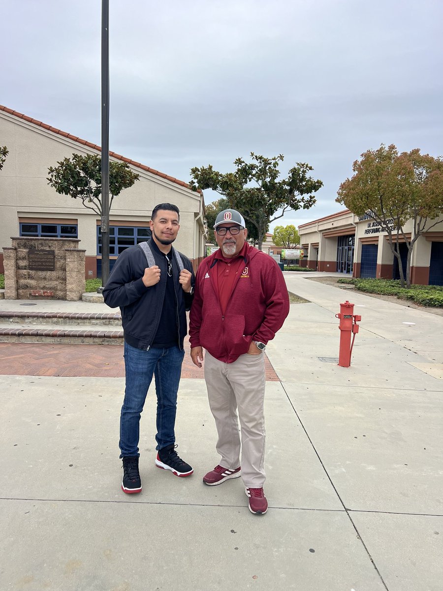 Thank you Jose Negrete, Geneva Graduate Institute student and United Nations intern, for coming to speak to my class today about your international work.  Great lesson for our Yellowjackets. <a href="/JacketPrincipal/">Ted Lawrence</a> <a href="/ohs_jackets/">Oxnard High School</a>