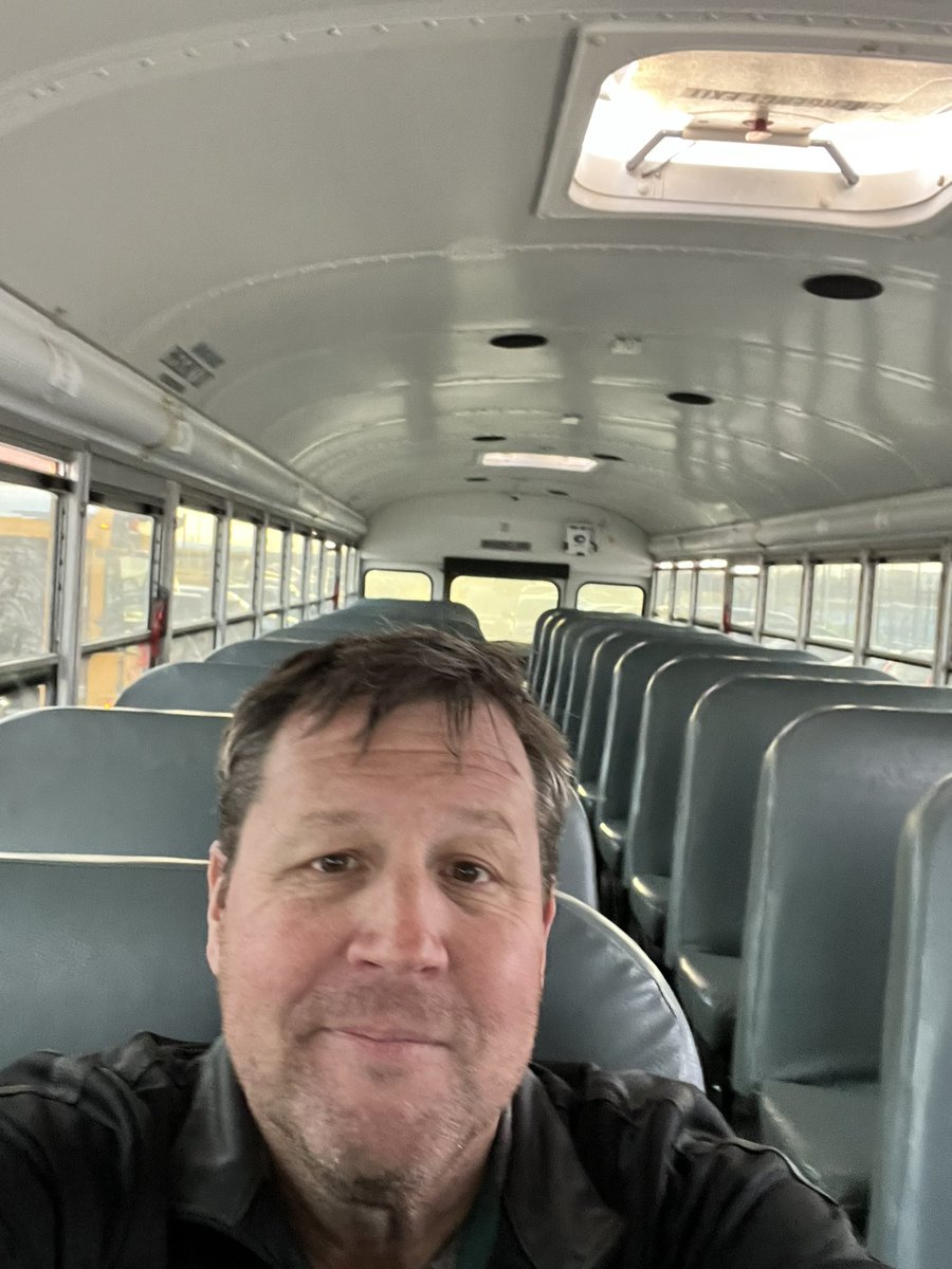 MWestGirlsTrack's tweet photo. Coach Bowker and the team heading back to Millard West after the JV meet. https://t.co/xaT7RIQuFN