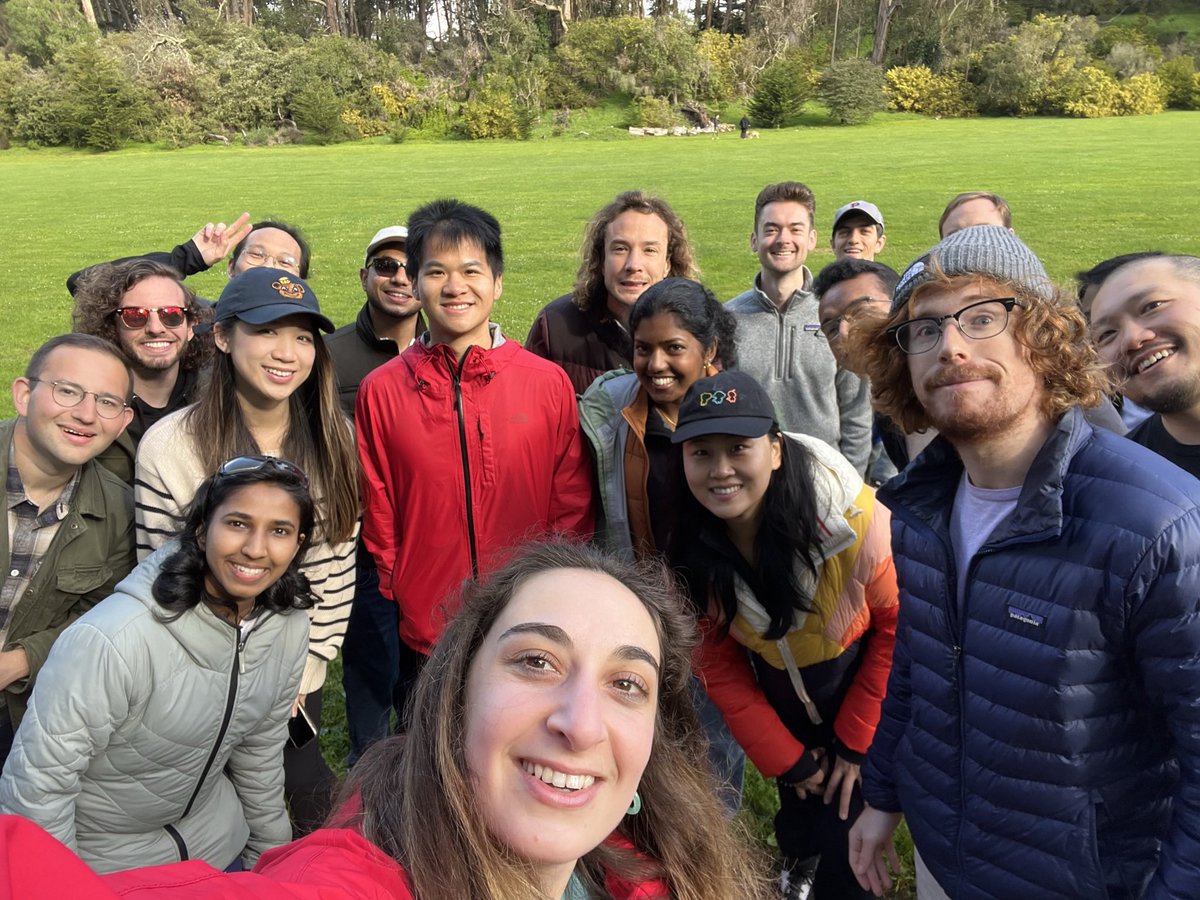adele_bloch's tweet photo. Walk #33!!!!!!!🎉🎉🎉

Join us: Every Saturday, at 8 am, in SF! ✨

This week’s topics: Time management, is ambition culture healthy?, morning routines, blending work & life, setting boundaries with parents, building trust with others, do you feel your emotions deeply?, karma, when can you call a place home?, manifestation techniques, the pressure to have a “life purpose,” apartment decorations, what’s a hill you’ll die on?, can men & women be friends?, can you have too much growth?, building friendships as an adult, when have you felt excluded and why?, when have you done “enough” research to make a decision?, putting others on a pedestal, choosing a cofounder, familial duties, centralized governance for tech industries, and MORE!